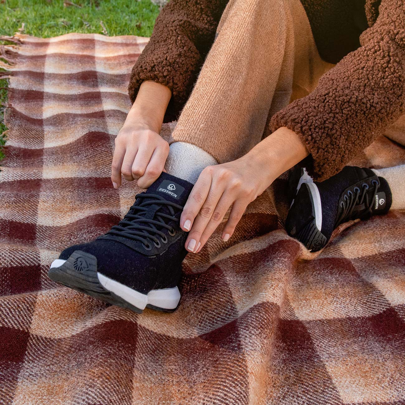 Wool Sneaker High Top Women - Image 22